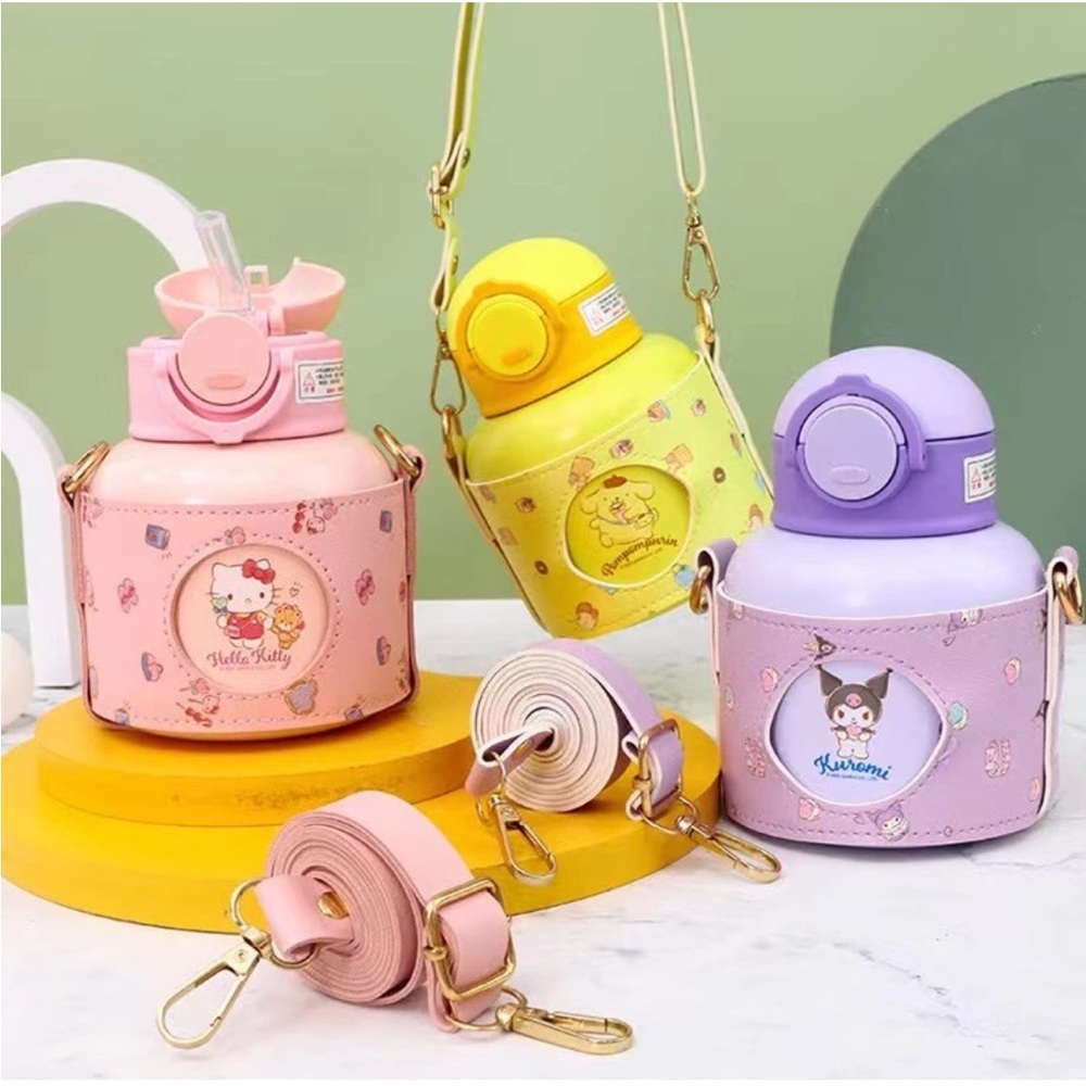 Pompomurin water bottle